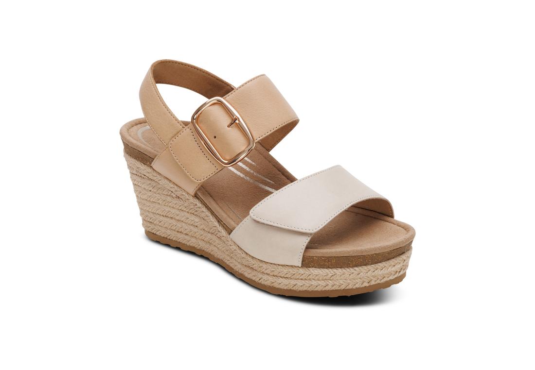 AETREX Ashley Wedge