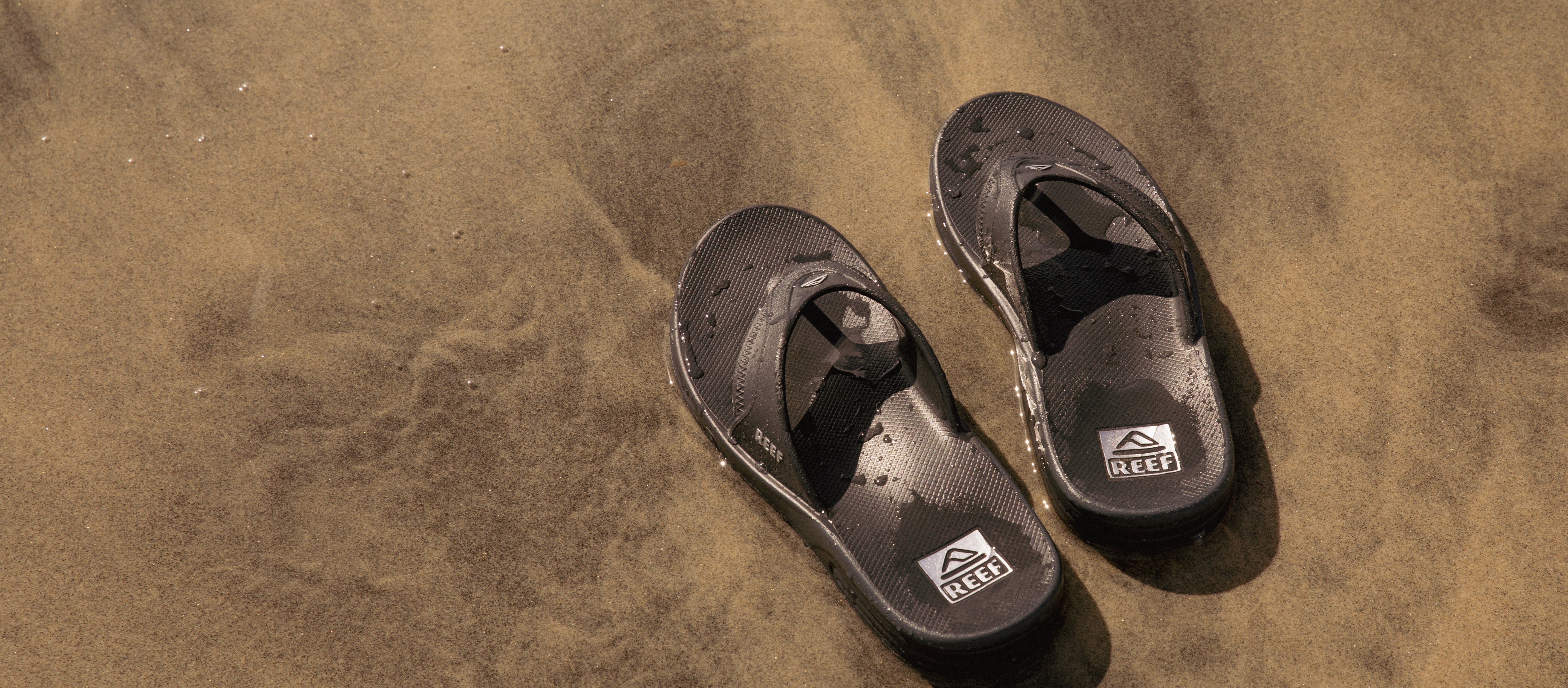 Best Beach-Friendly Sandals in the Philippines You Can Get at Res❘Toe❘Run