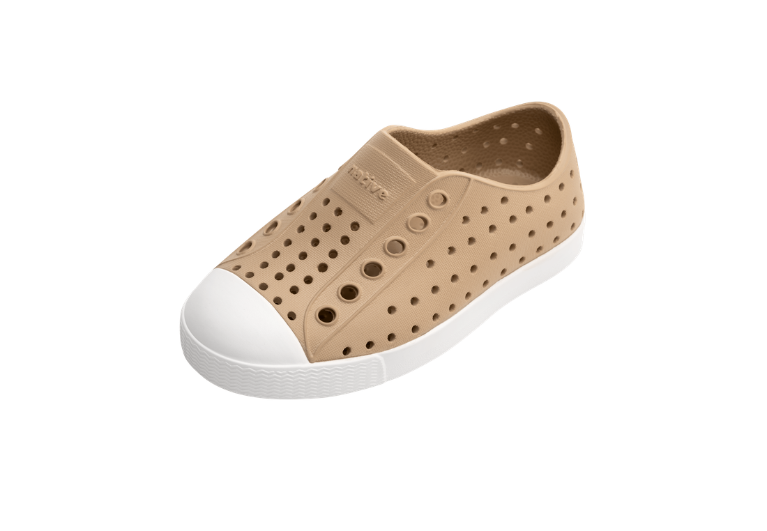 NATIVE Jefferson Big Kid Slip Ons