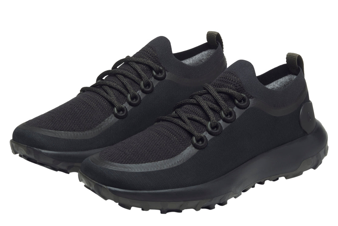 ALLBIRDS Mens Trail Runner Swt