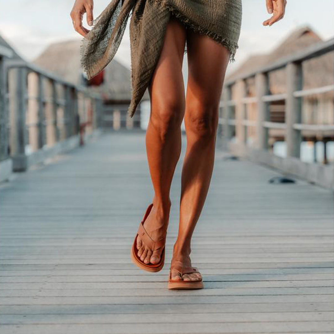 REEF Vista Luxe Vivianahh Toe Post Sandals